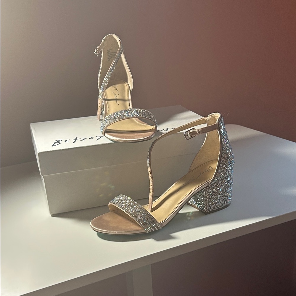 Betsey Johnson Glittering champagne was Heels -Mari sandals - Picture 2 of 5